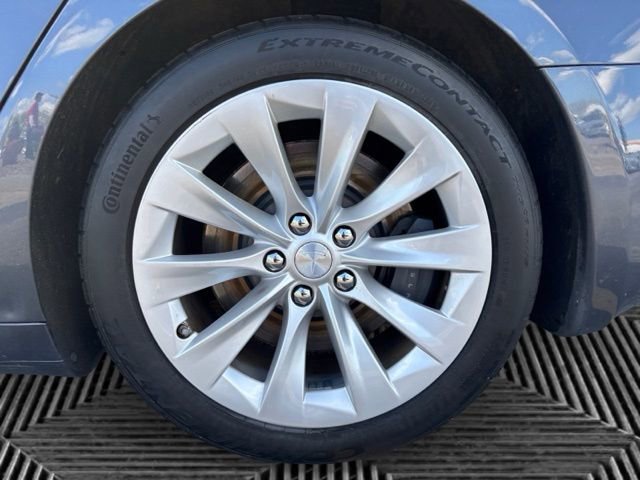Used 2018 Tesla Model S 75D AWD/4WD image 30