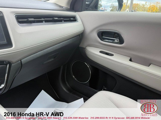 Used 2016 Honda HR-V EX image 11