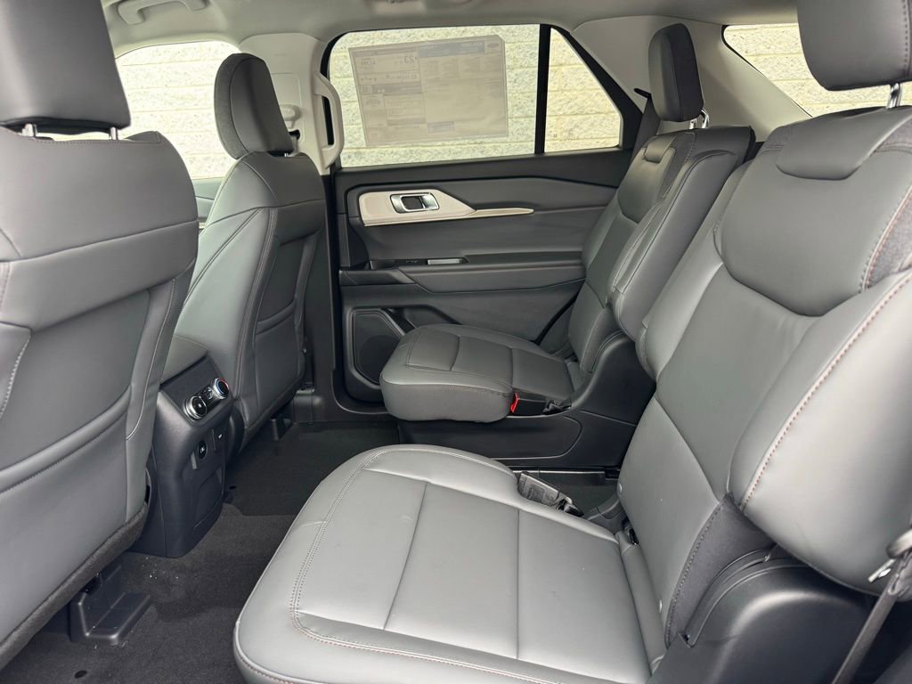 New 2026 Ford Explorer Active w/ Active Comfort Package image 21