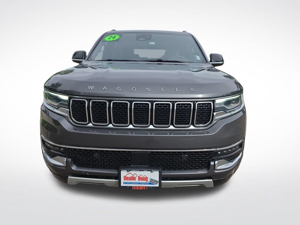 Used 2024 Jeep Wagoneer L Series II w/ Flexible Seating Group AWD/4WD image 10