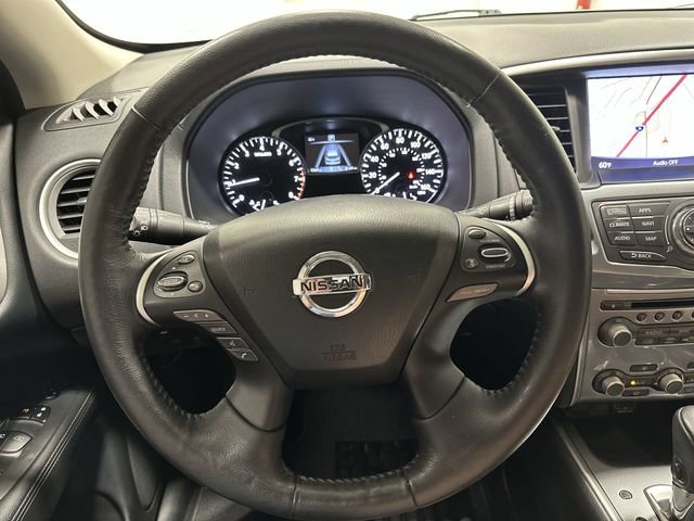 Used 2018 Nissan Pathfinder SL w/ Midnight Edition Package FWD image 18