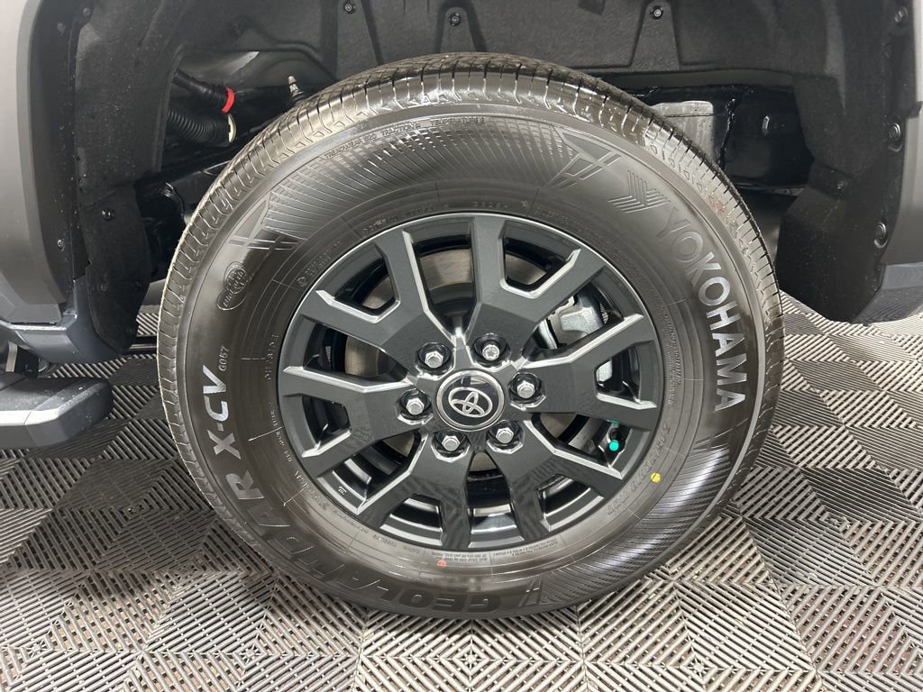 Used 2026 Toyota 4Runner SR5 image 36