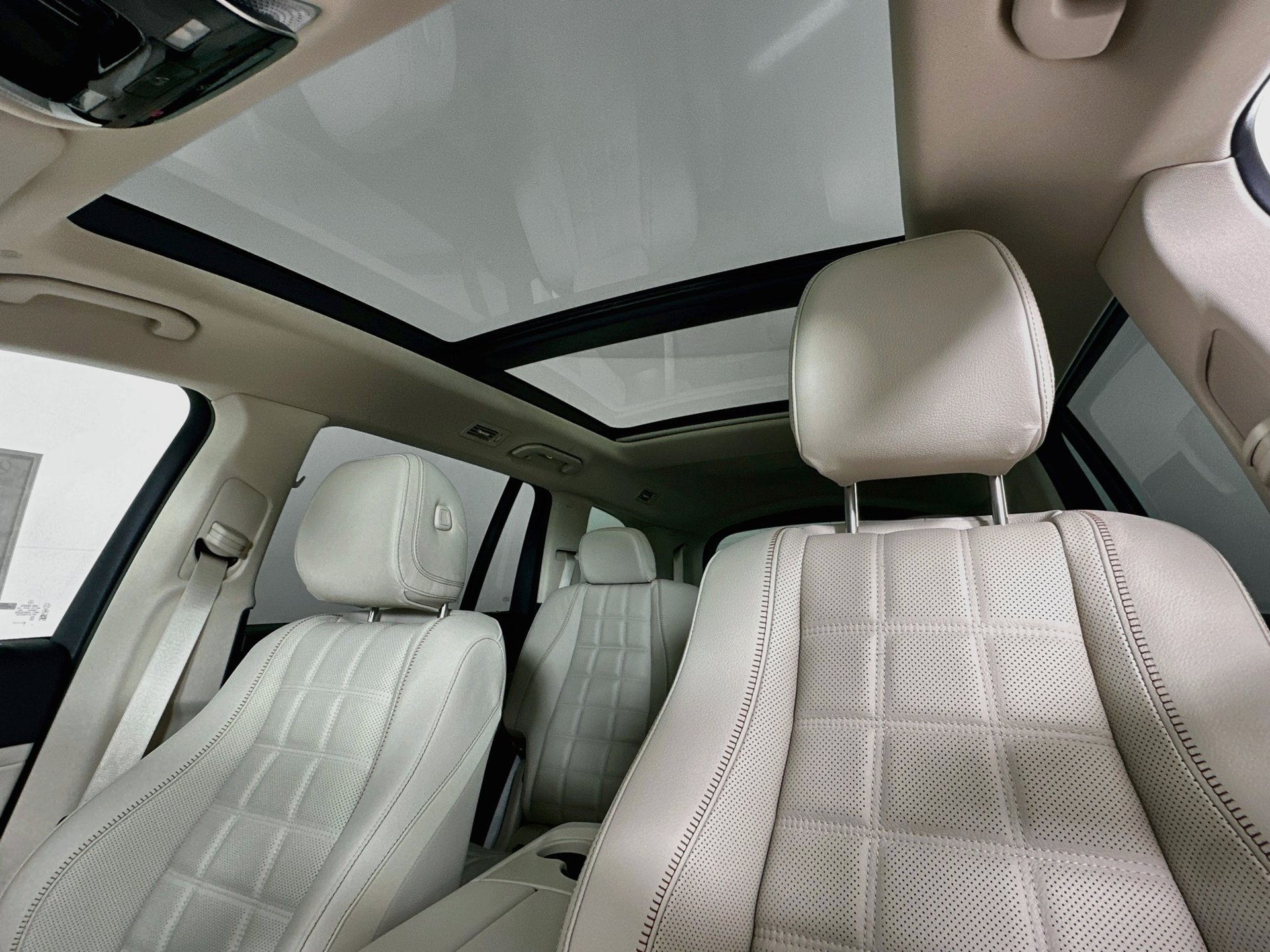 New 2027 Mercedes-Benz GLS 450 4MATIC image 24