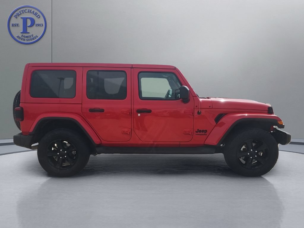 Used 2021 Jeep Wrangler Unlimited Sahara AWD/4WD image 9