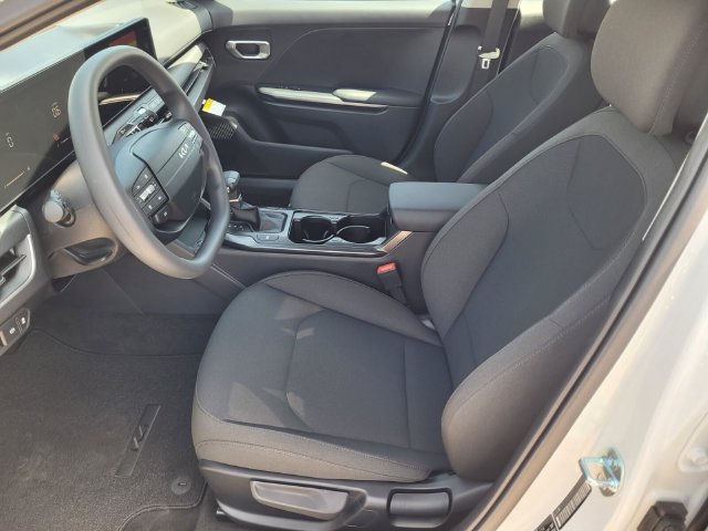 New 2026 Kia K4 FWD image 8