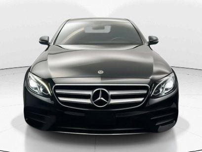 Used 2019 Mercedes-Benz E 300 image 3
