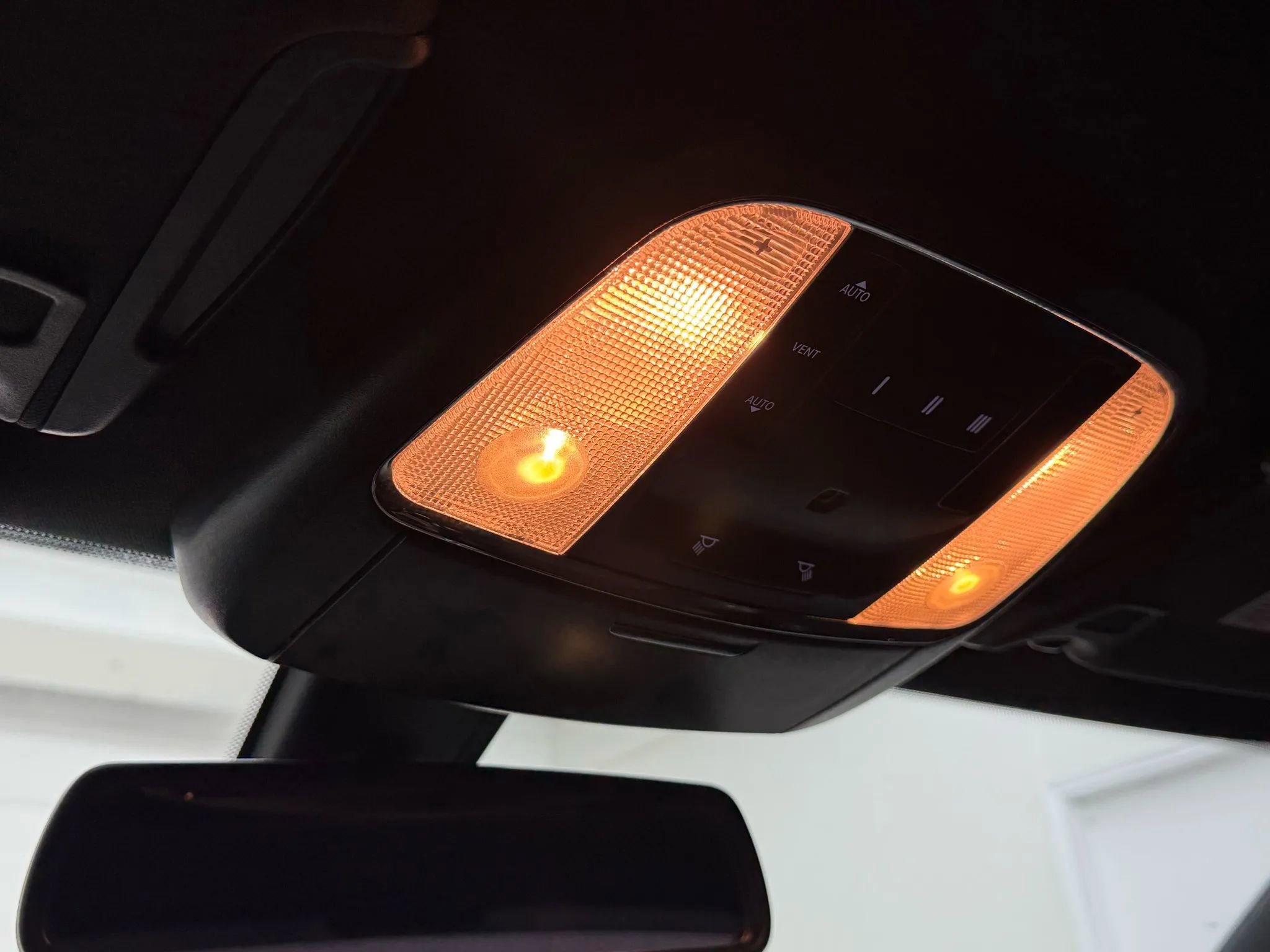 Used 2022 Dodge Charger SRT Hellcat w/ Harman/Kardon Audio Group image 34