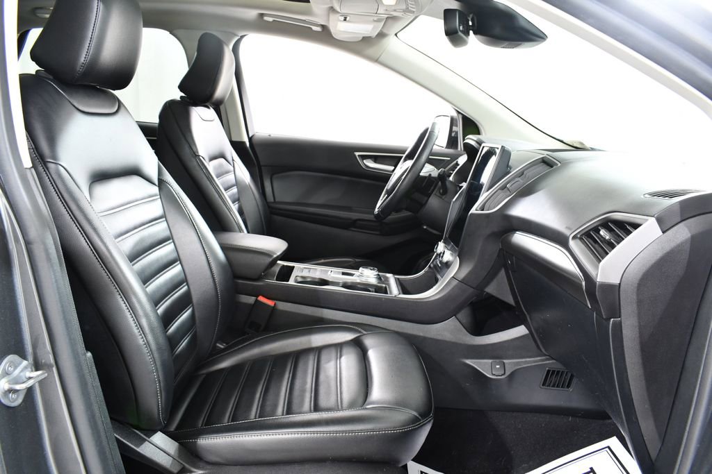 Used 2022 Ford Edge SEL w/ Convenience Package image 10