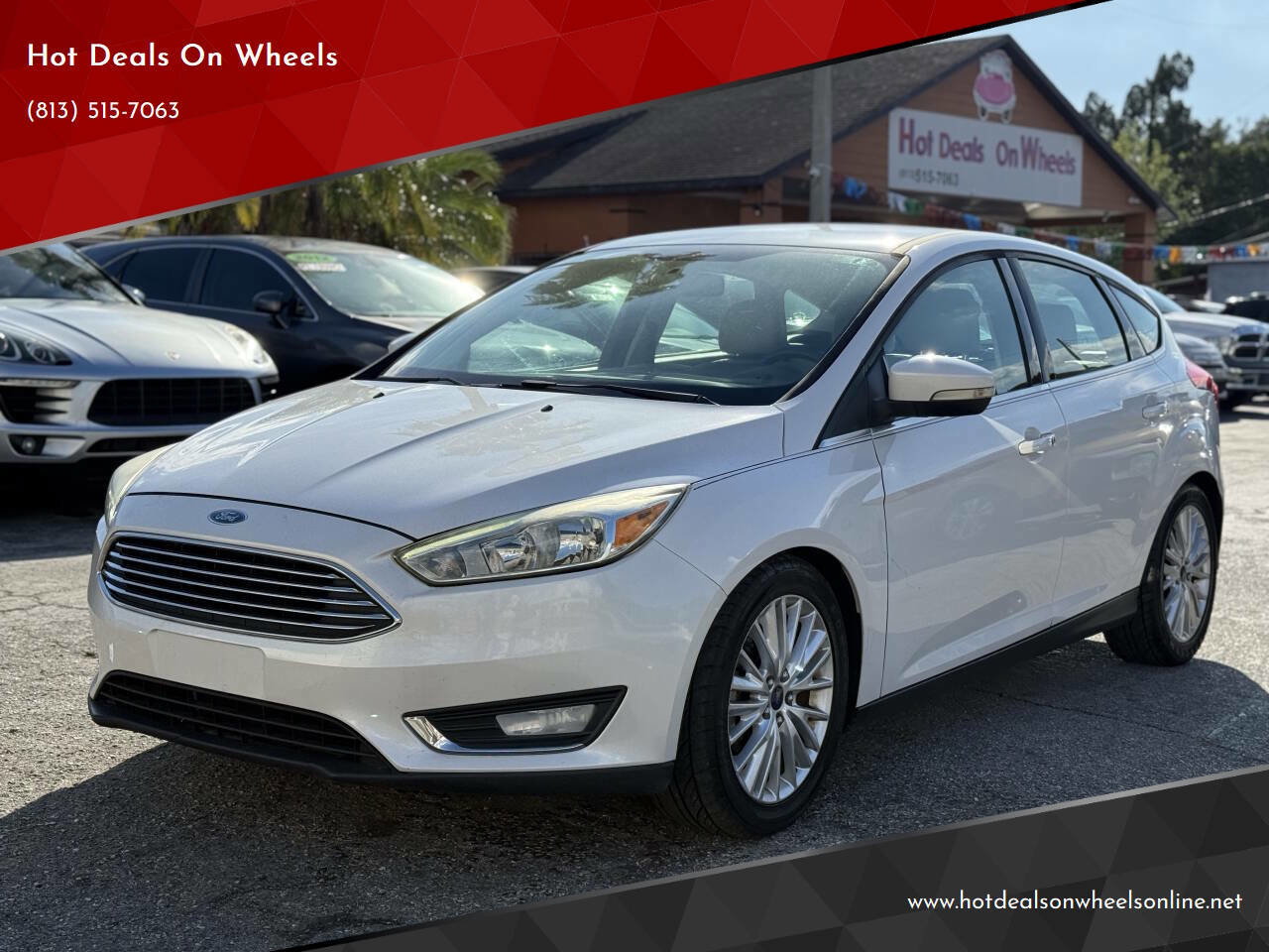 Used 2015 Ford Focus Titanium FWD image 1