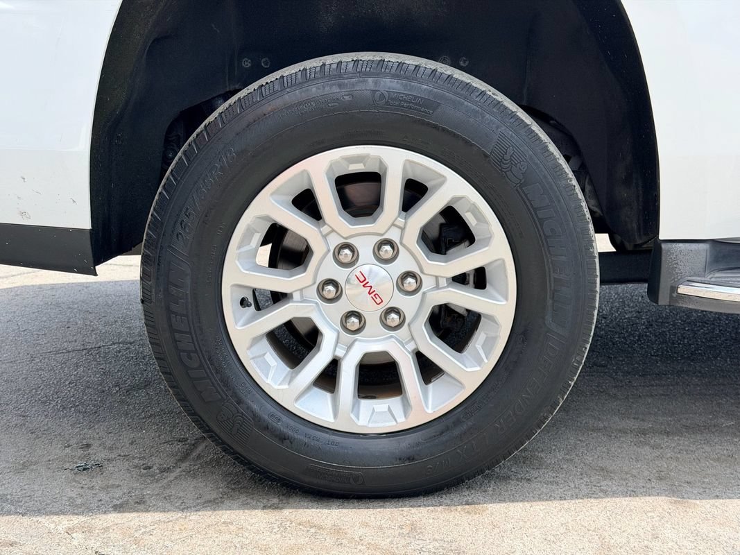 Used 2016 GMC Yukon SLE RWD image 29