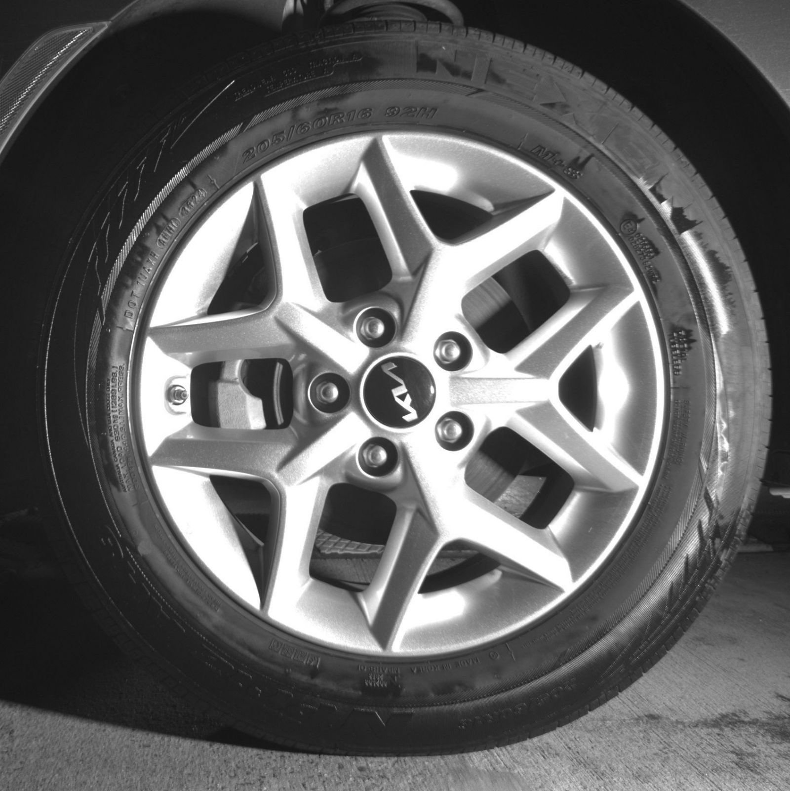 Used 2025 Kia Soul LX w/ LX Technology Package FWD image 15