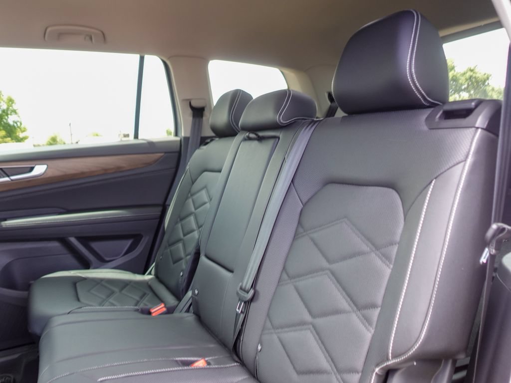 New 2026 Volkswagen Atlas SE FWD image 23
