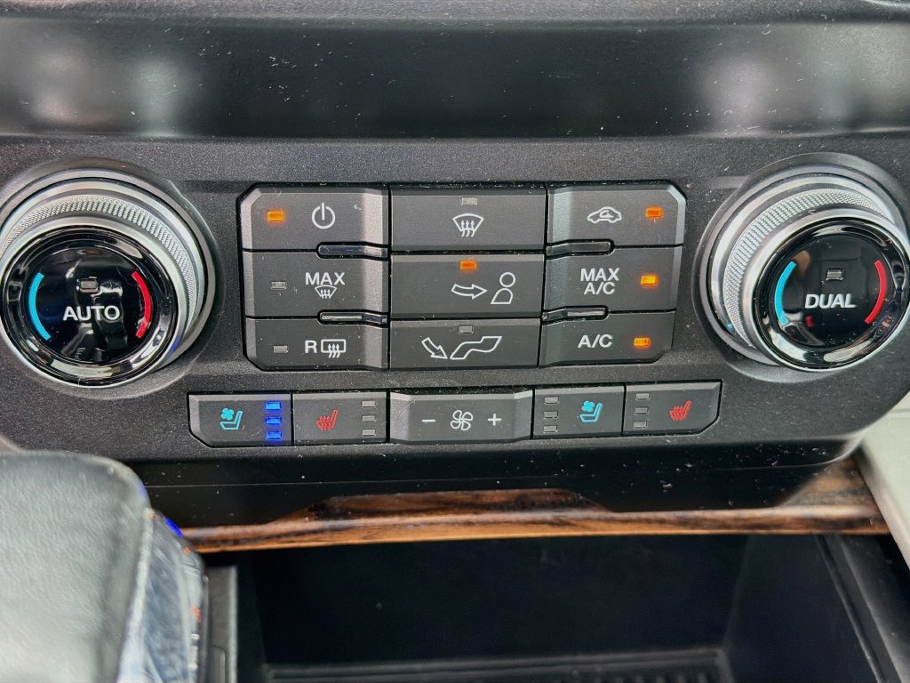 Used 2020 Ford F150 Lariat w/ Equipment Group 502A Luxury AWD/4WD image 15