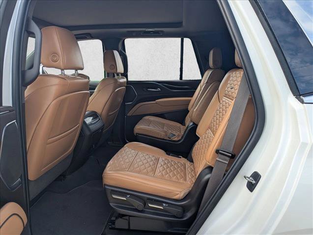 Certified 2023 Cadillac Escalade Premium Luxury image 15