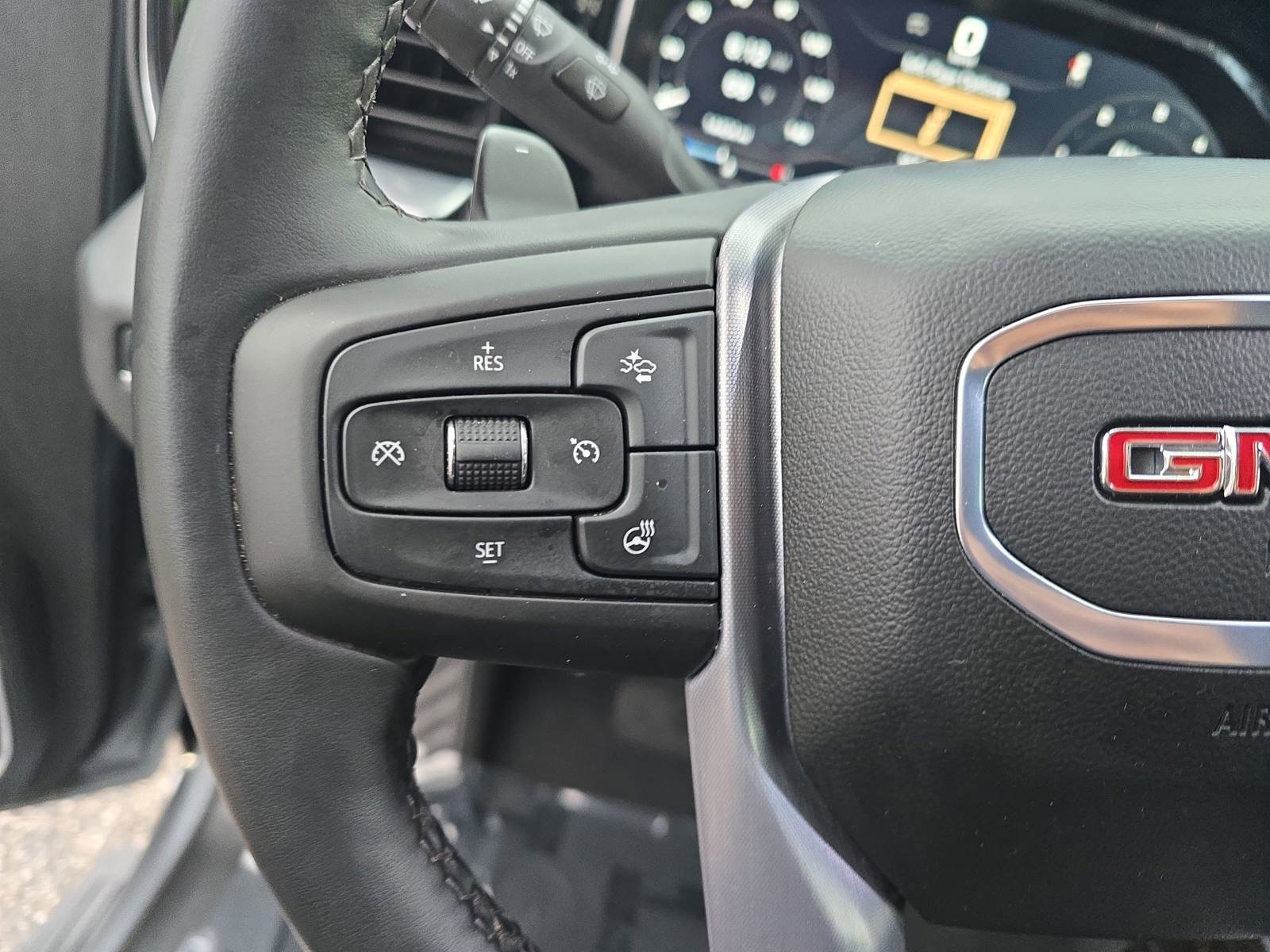 Used 2025 GMC Sierra 1500 Elevation w/ Elevation Premium Package AWD/4WD image 19