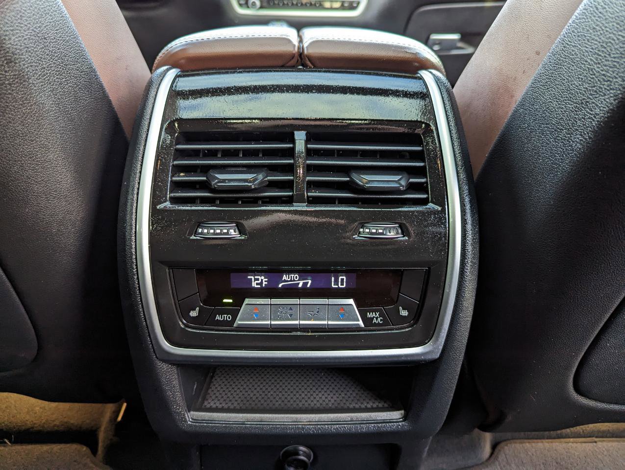 Used 2023 BMW X6 M50i w/ Executive Package image 35