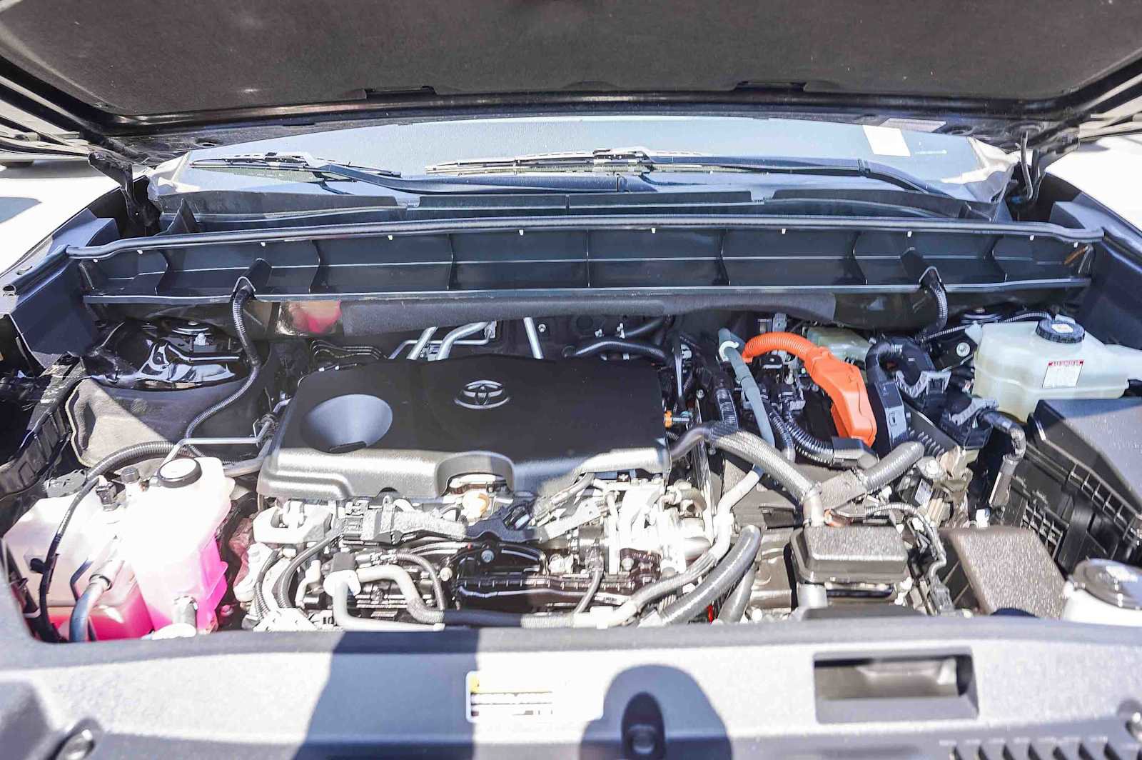 Used 2021 Toyota Highlander XLE image 30