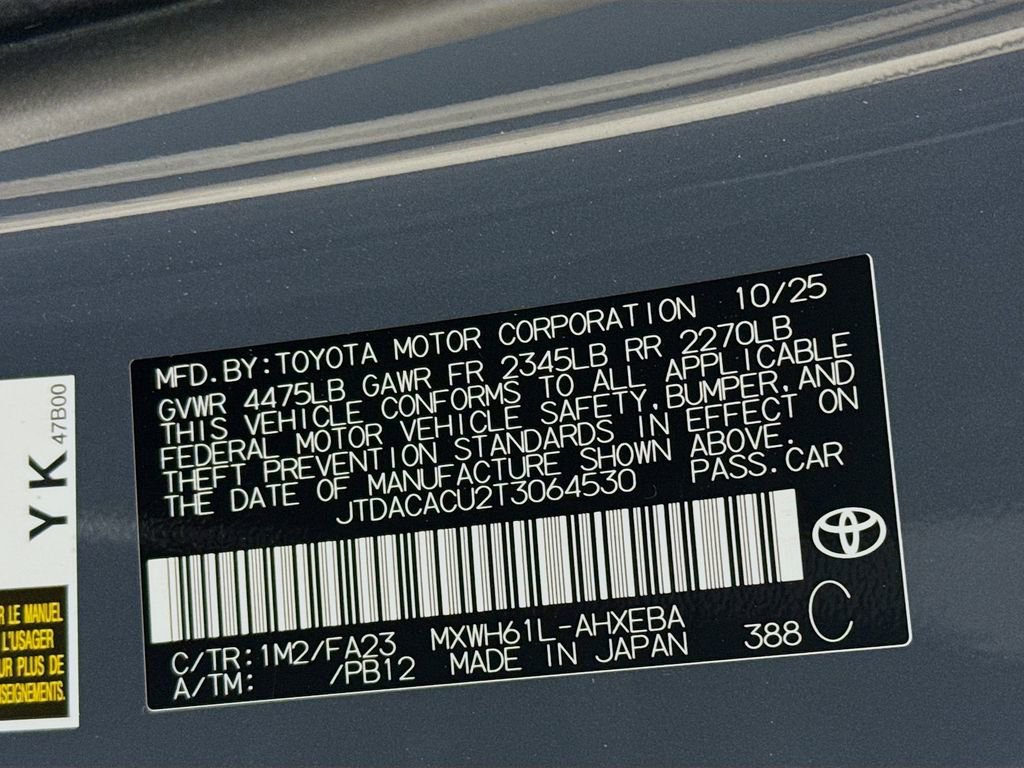 New 2026 Toyota Prius Plug-In Hybrid FWD image 32