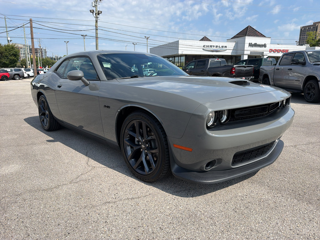 Used 2023 Dodge Challenger R/T w/ Blacktop Package RWD image 3