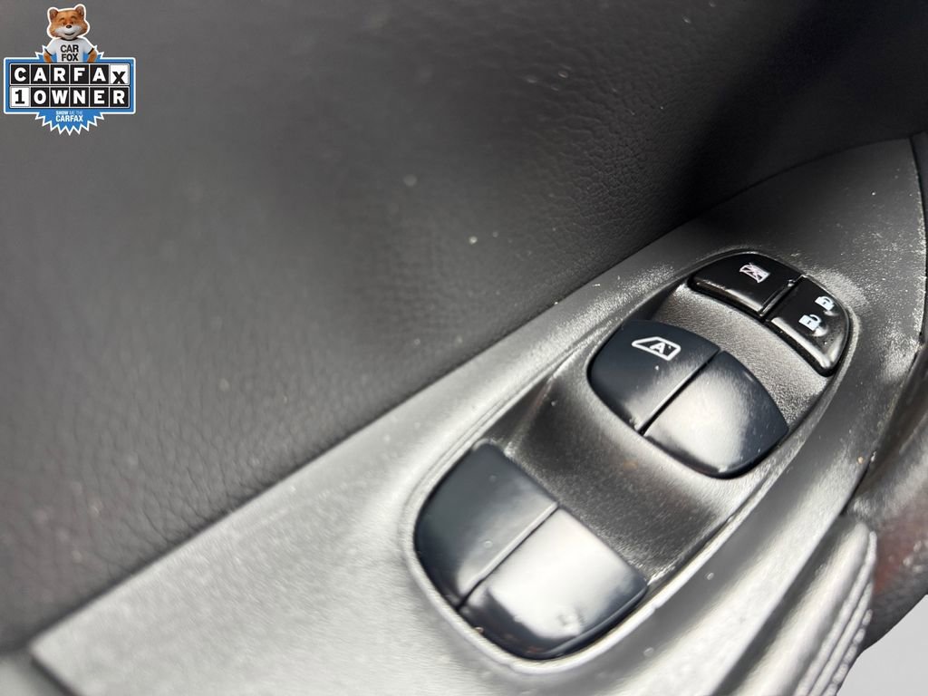 Used 2020 Nissan Rogue SV AWD/4WD image 28