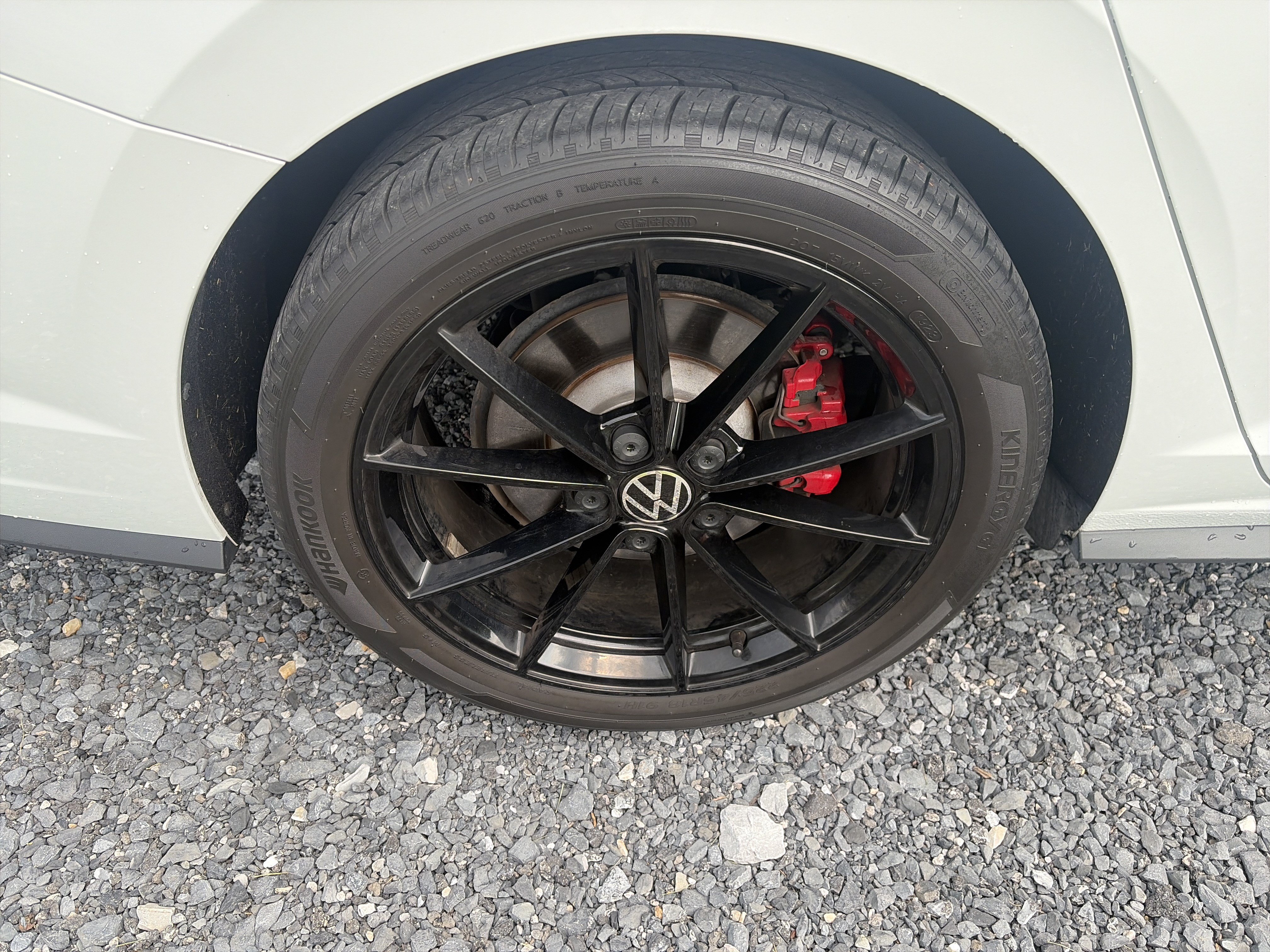 Used 2024 Volkswagen Jetta GLI 40th Anniversary Edition FWD image 13
