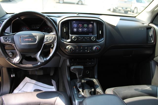 Used 2015 GMC Canyon SLE w/ All-Terrain Package AWD/4WD image 26