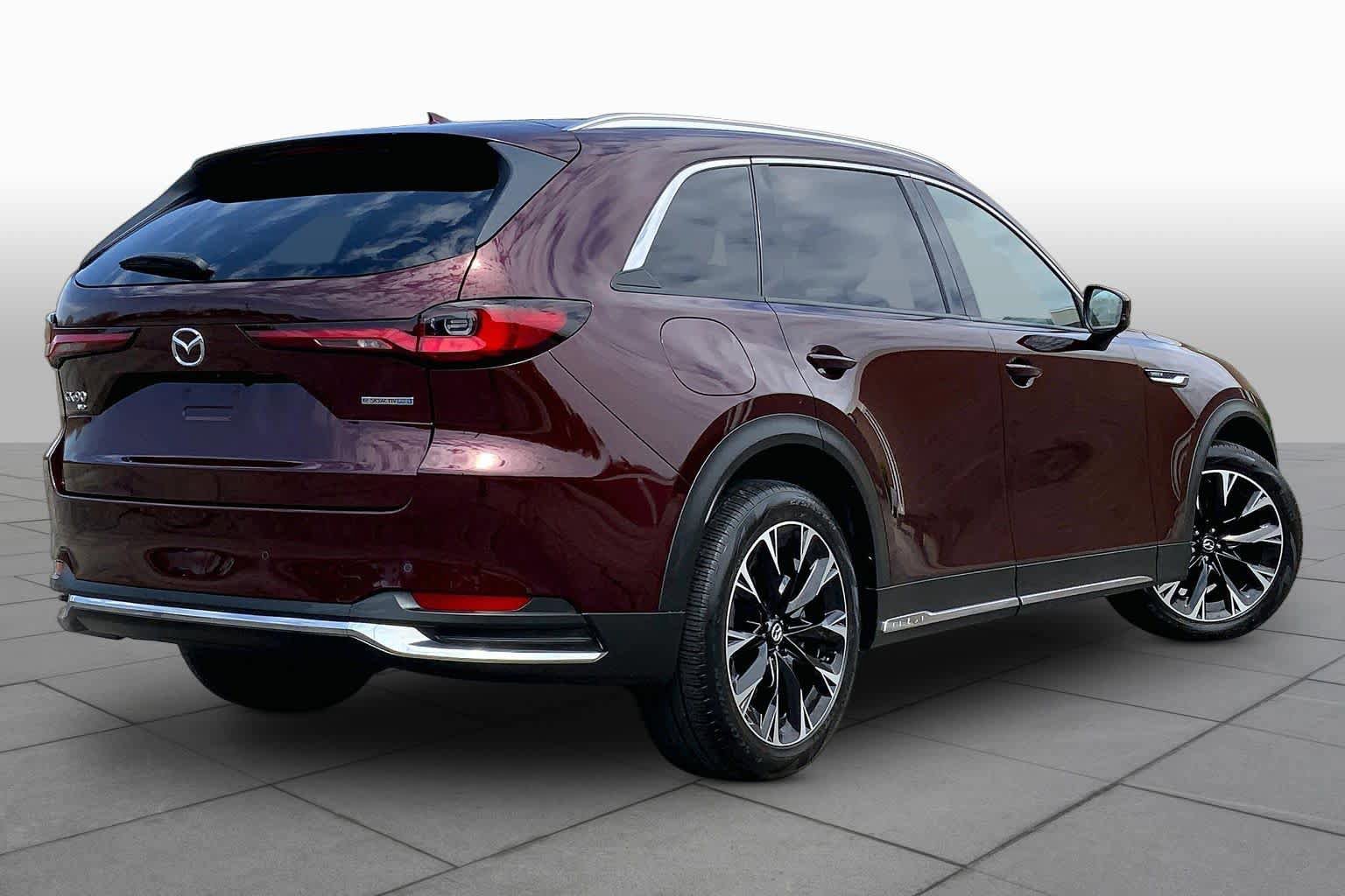Used 2024 MAZDA CX-90 Plug-In Hybrid w/ Premium Pkg AWD/4WD image 13