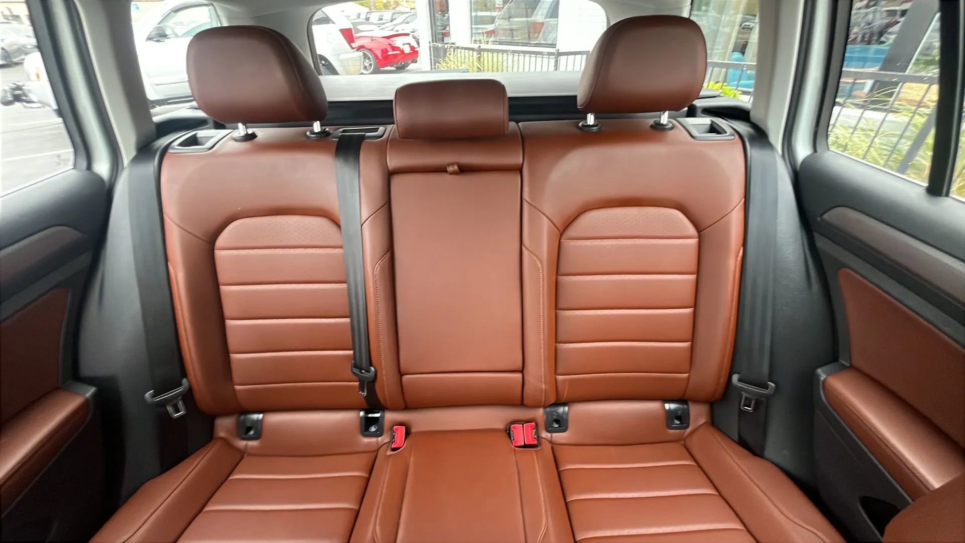 Used 2018 Volkswagen Golf Alltrack SEL image 18