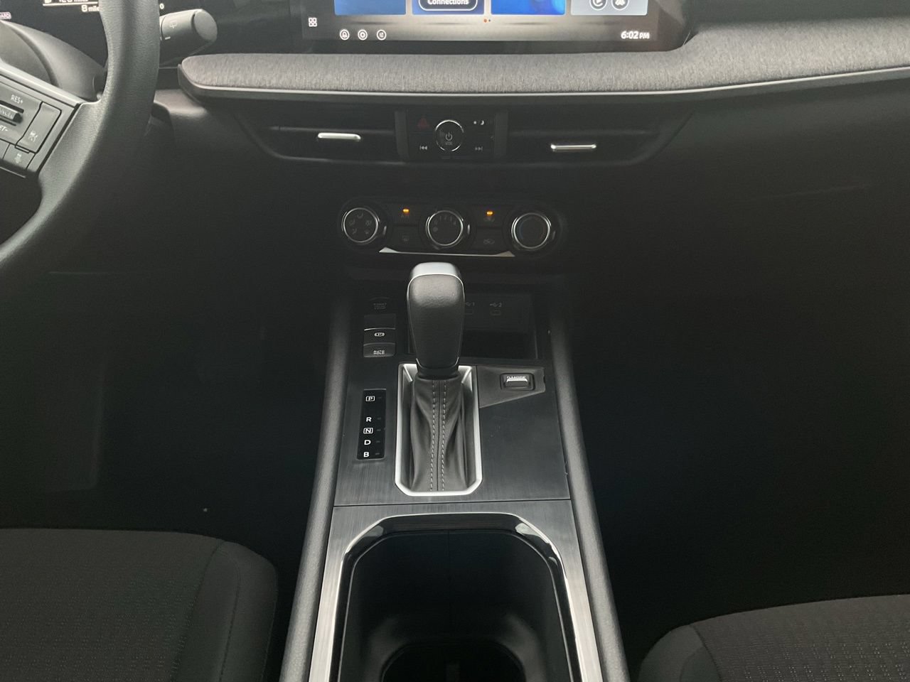 New 2027 Nissan Kicks S FWD image 14