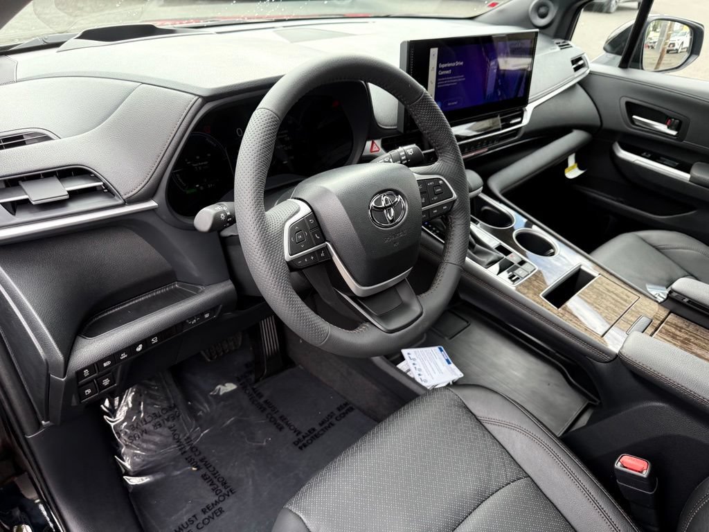 New 2026 Toyota Sienna Platinum AWD/4WD image 14