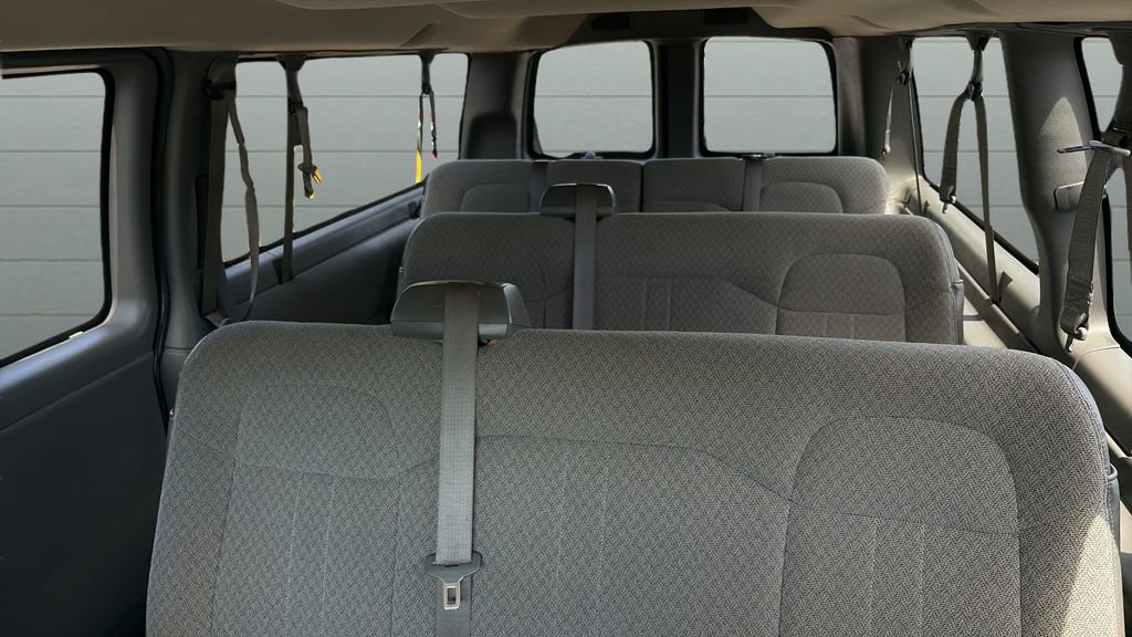 Used 2015 Chevrolet Express 3500 LT w/ LT Preferred Equipment Group RWD image 23