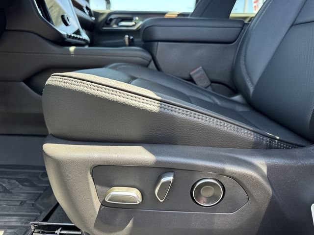 New 2026 GMC Yukon XL Denali w/ Sun & Power Step Package AWD/4WD image 16