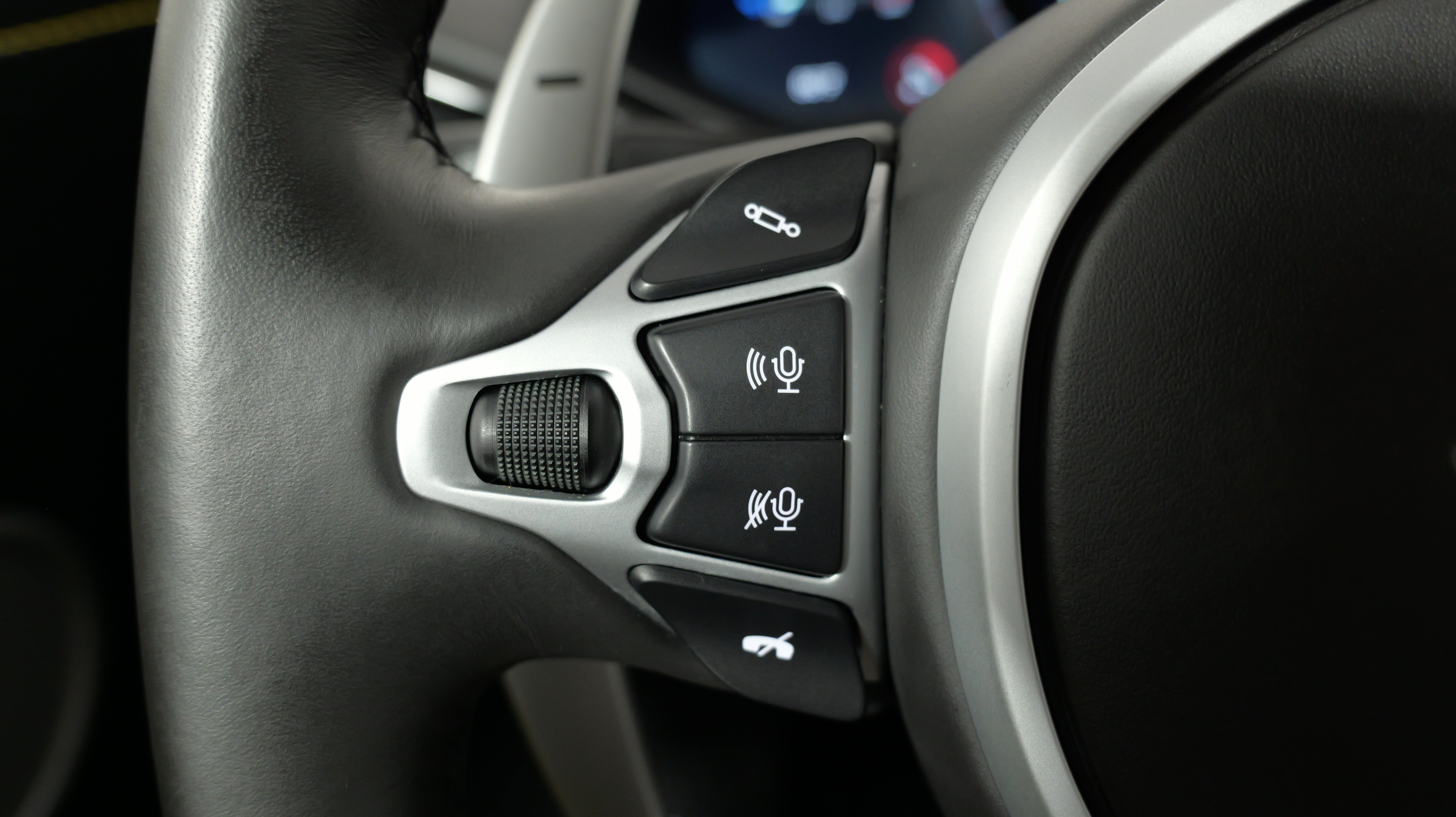 Used 2019 Aston Martin V8 Vantage Coupe RWD image 48