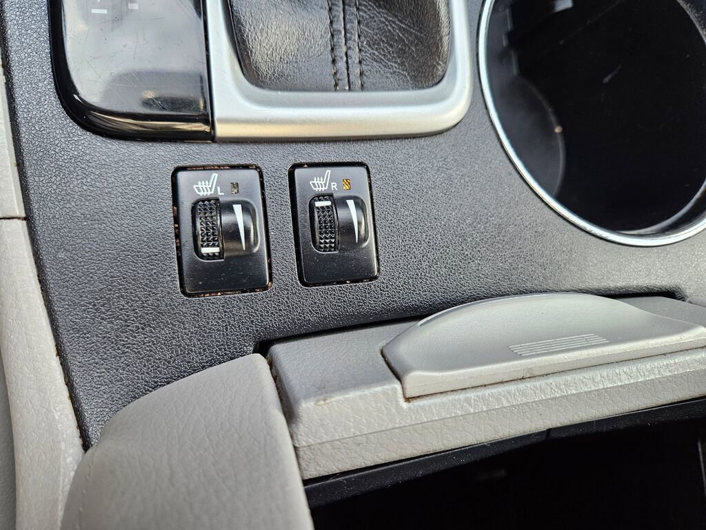 Used 2016 Toyota Highlander XLE image 8