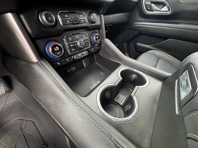 Used 2024 Chevrolet Suburban Z71 w/ Luxury Package image 25