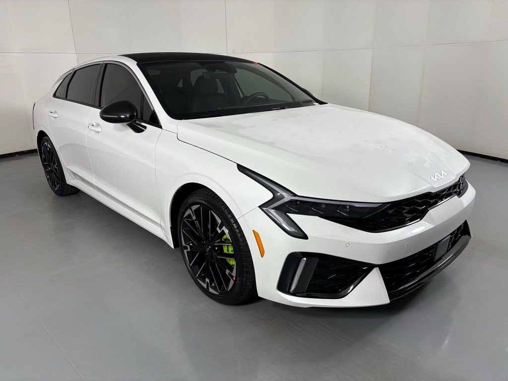 New 2026 Kia K5 GT image 2