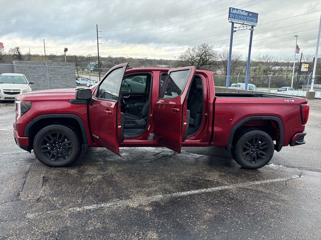 Used 2023 GMC Sierra 1500 Elevation image 4