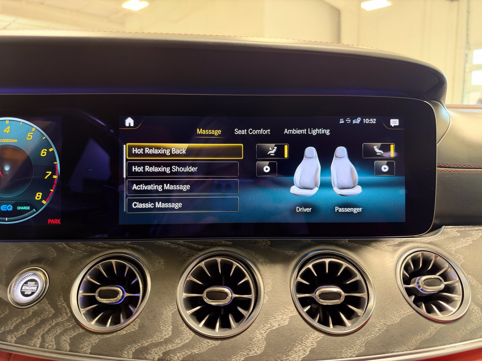 Used 2021 Mercedes-Benz AMG GT 43 image 30