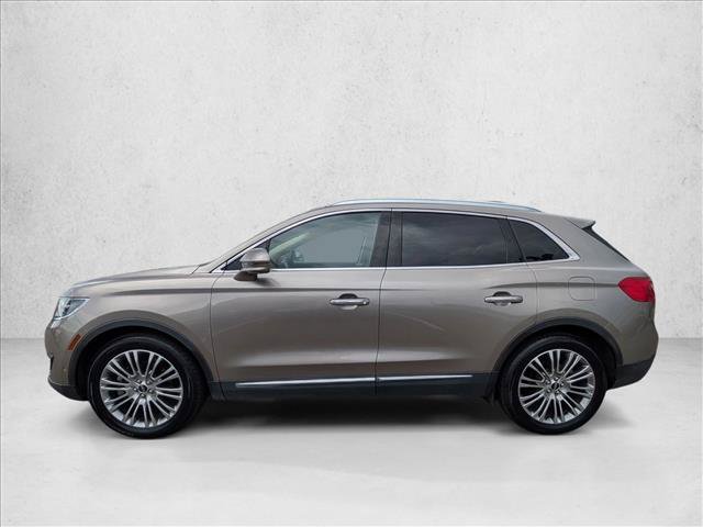 Used 2018 Lincoln MKX Reserve w/ Driver Assistance Package FWD image 9