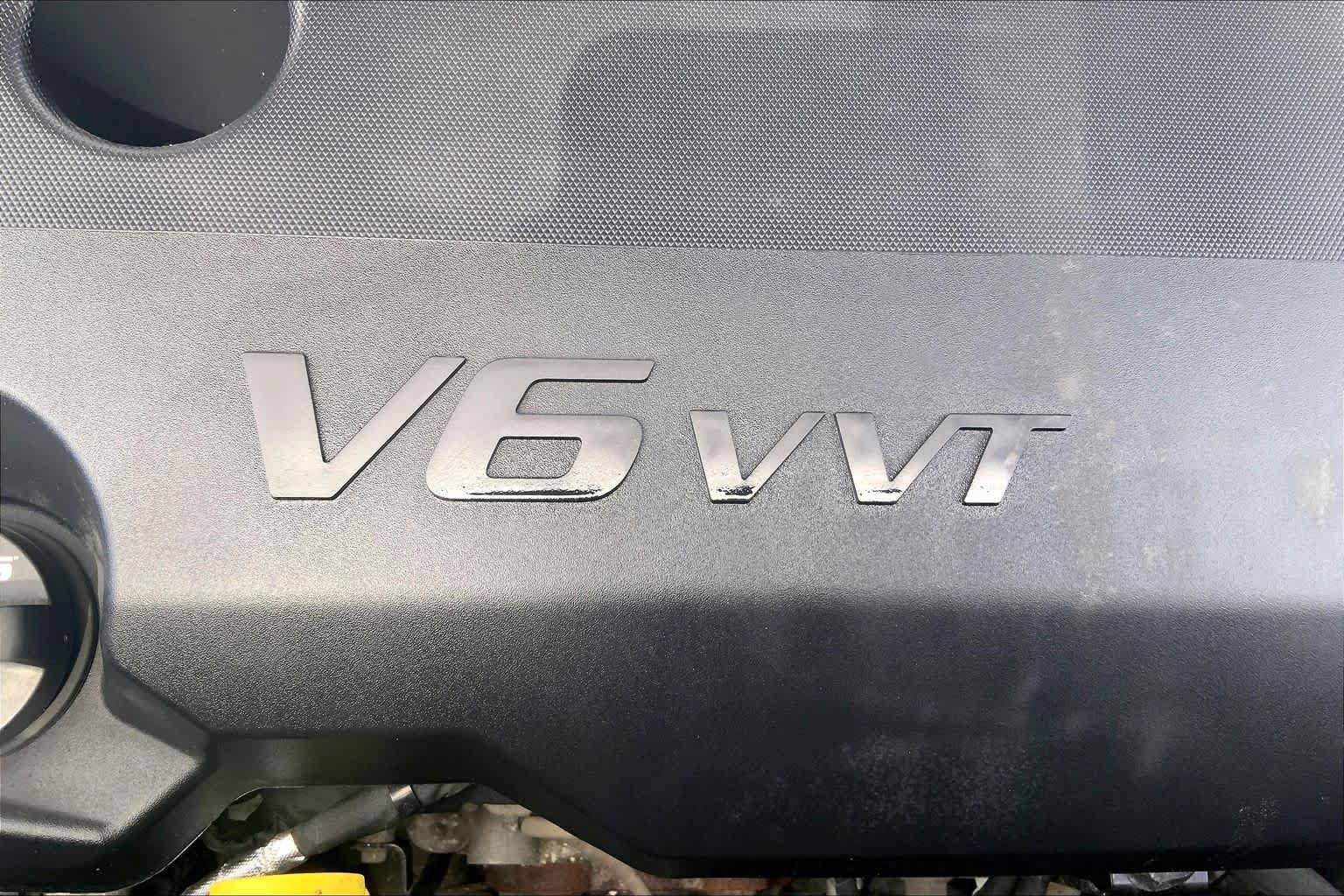 Used 2021 Buick Enclave Essence w/ Sport Touring Edition AWD/4WD image 29
