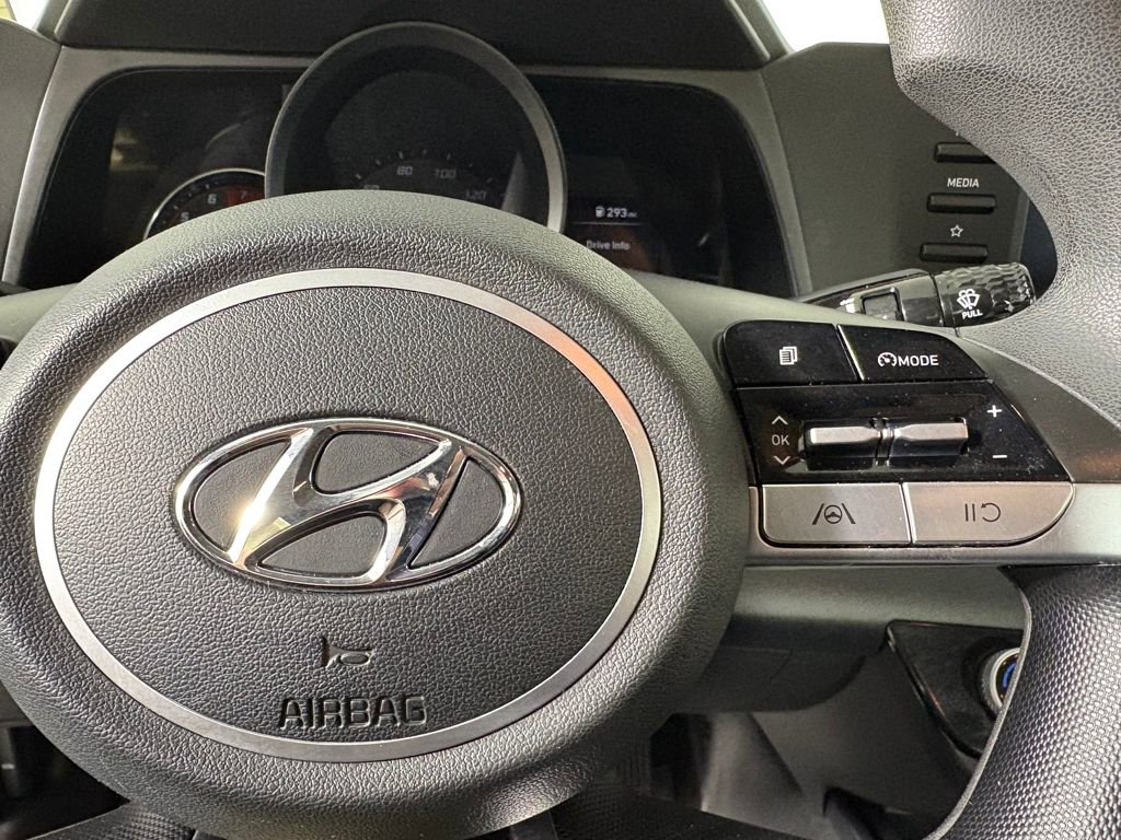 Used 2021 Hyundai Elantra SEL image 22