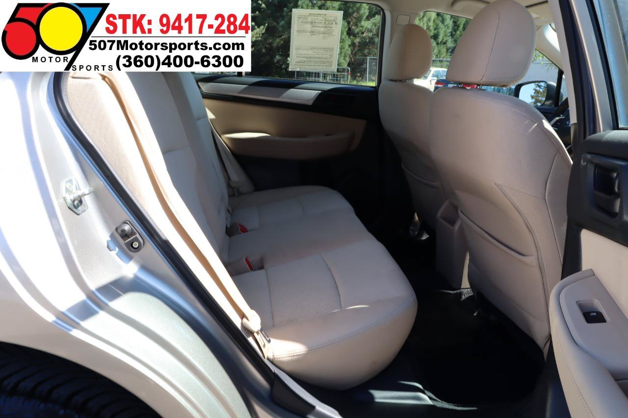 Used 2019 Subaru Outback 2.5i AWD/4WD image 17