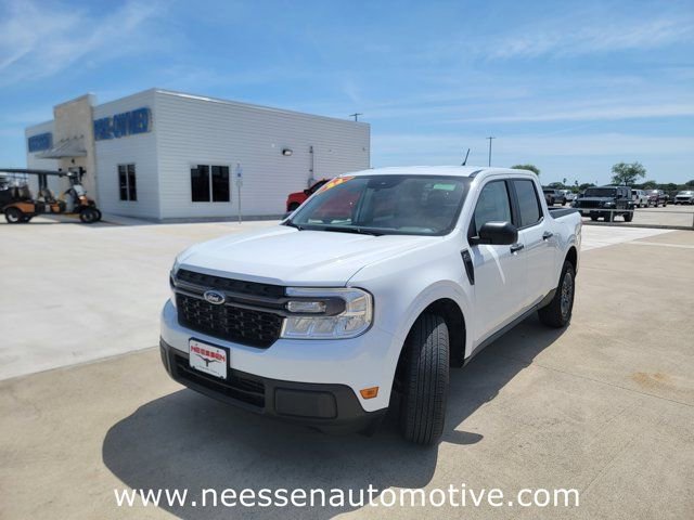 Used 2024 Ford Maverick XLT w/ Equipment Group 300A Standard AWD/4WD image 3
