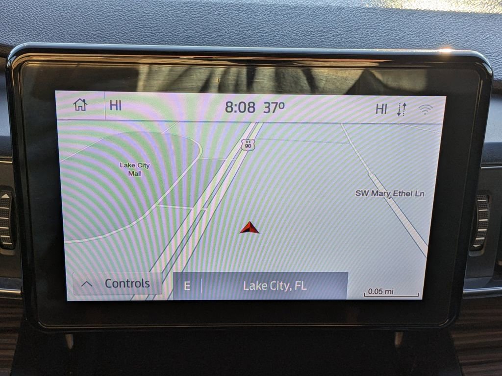 Used 2020 Ford Explorer Limited image 27