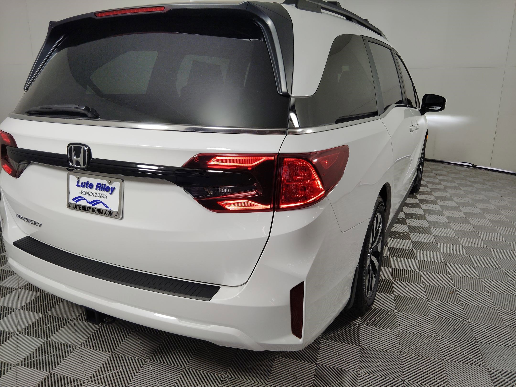New 2026 Honda Odyssey EX-L image 32