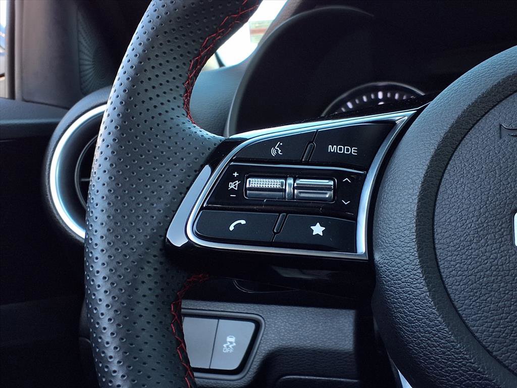 Used 2023 Kia Forte GT image 25