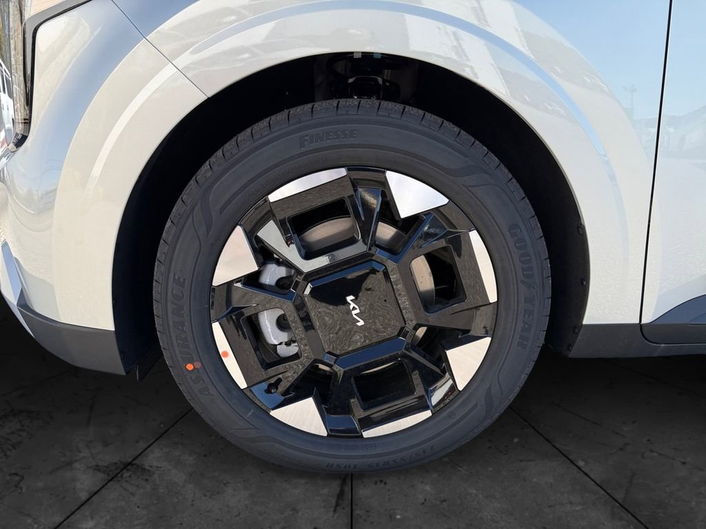 New 2026 Kia Carnival EX image 14