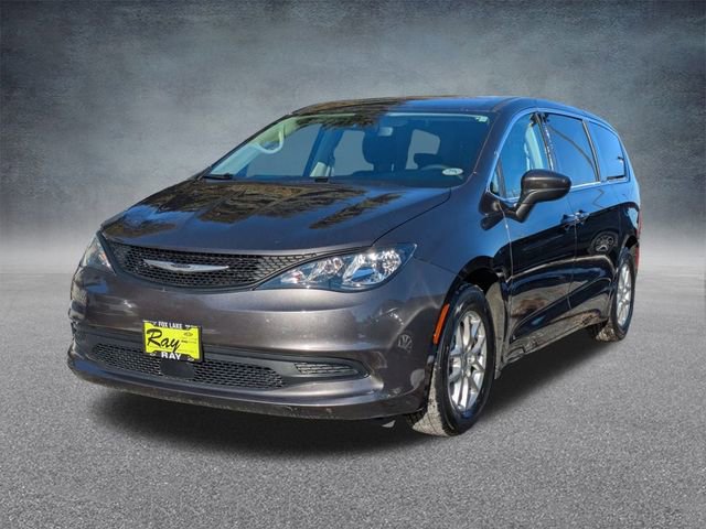 Certified 2023 Chrysler Voyager LX image 8