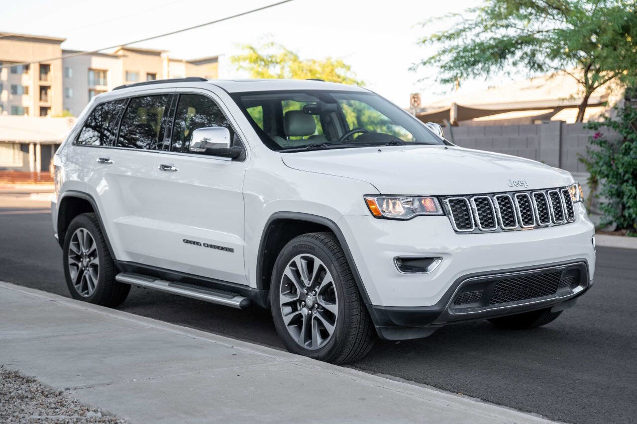 Used 2018 Jeep Grand Cherokee Limited image 7
