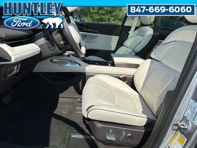 Used 2024 Lincoln Nautilus Black Label image 22